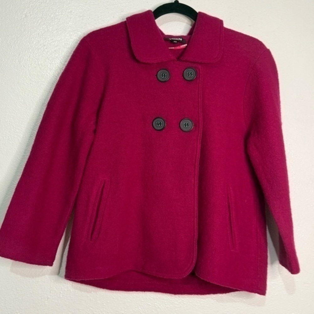 YORN magenta boiled wool jacket. Sz 40 (comparable to Sz 10) Preowned.